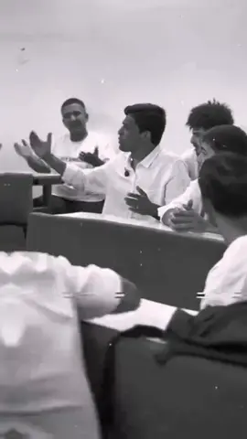 وينه اليحن بهل وكت #احبكم_يا_احلى_متابعين #وتعليق_مثلكم_حلو🦋♥ #صعدو #CapCut 