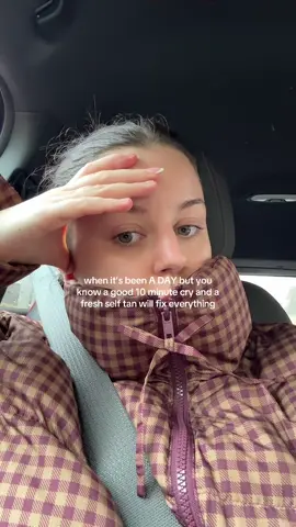 my single fake nail represents my life rn 🩷 #trending #relatable #girlythings 