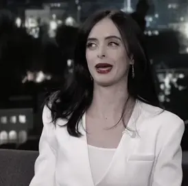 The legendary Krysten Ritter — beauty, strength, and attitude in one woman 💜 ||#krystenritter #jessicajones #Marvel #thedefenders #Beautiful 