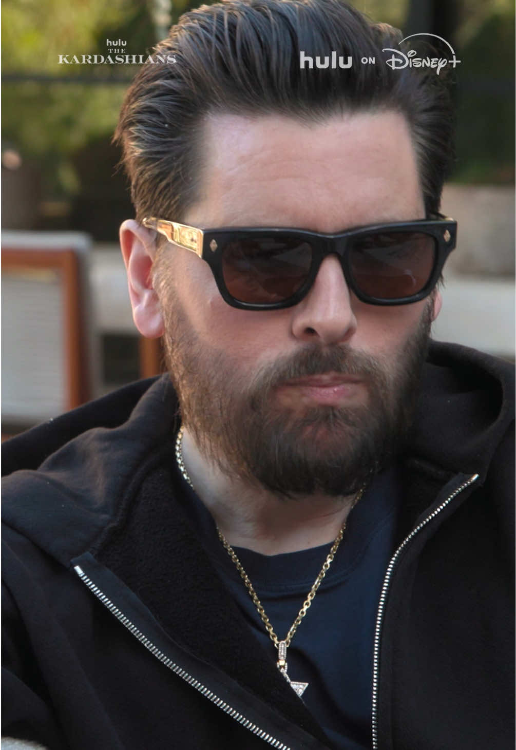 alert the group chat 💬 a new episode of #TheKardashians premieres tomorrow on @hulu. 