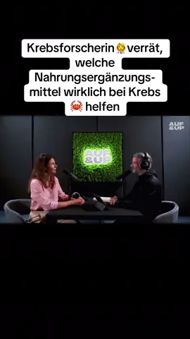 Dr. Hannah Heikenwälder spricht über die unterschätzte Bedeutung von Vitamin D für das Immunsystem und seine potenziellen gesundheitlichen Vorteile. Sie erklärt, wie Vitamin D das Krebsrisiko senken und den Blutdruck beeinflussen kann, und betont die Wichtigkeit einer personalisierten Einnahme von Nahrungsergänzungsmitteln nach ärztlicher Beratung. Quelle: @chrissurel  #gesundheit #gesundeernährung #nahrungsergänzungsmittel #vitamind3☀️ #darmgesundheit    