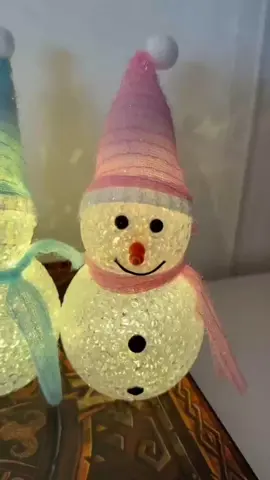 Natal LED Piscando Acrílico Snowman Papai Noel Ornamento Árvore De Decoração De Pendurar Luz com 80% de desconto! Somente R$5,49. Encontre na Shopee agora! https://s.shopee.com.br/2qMWEAqMVp #papainoel #decoracãodenatal #natal #feliznatal 