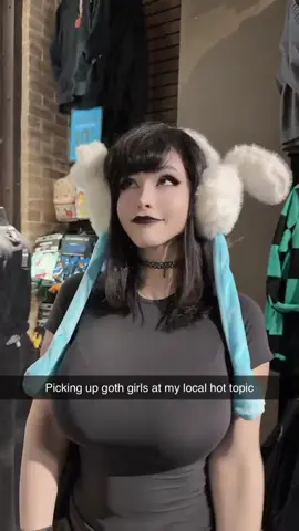 Did it work? #gothgirl #xyzbca #goth #hottopic #latina 