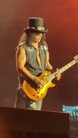 #gunsnroses🌹🔫 @Guns N’ Roses 