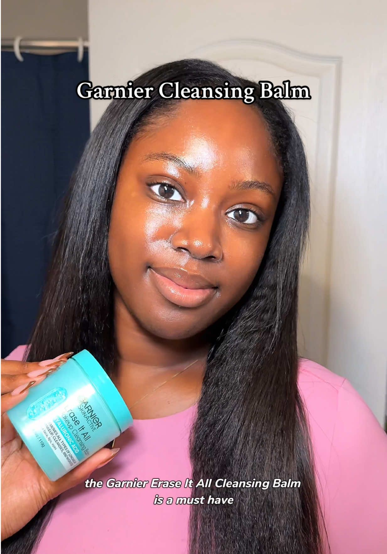 Make sure you are removing your makeup CORRECTLY with the @GarnierUSA Erase It All Cleansing Balm 🧼 available on @Amazon ✨ #GarnierPartner #Garnierskincare #cleansingbalm  #doublecleansing #skincaretips