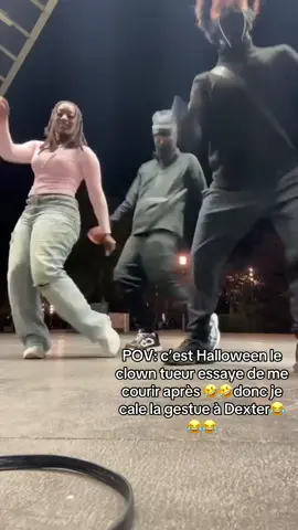Ça cale la gestue avec des inconnu dans la rue 🤦🏾‍♀️🤣🤣