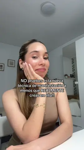 Eso no es magia ni energía, sino confianza en la voluntad de Dios. ✝️ En la Biblia se dice: “Todo lo que pidáis en oración, creyendo, lo recibiréis.” Mateo 21:22 #biblechat #biblechatapp #jesus #bibletok #christiantok @Bible Chat App 