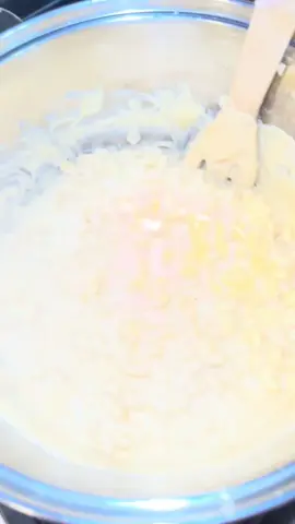 if you say Tinis mac n cheese recipe isn’t good, you just need to stay out of the kitchen fr  #macandcheese #tinismacncheese #tini #chef #thanksgiving @Tini👩🏼‍🍳🔥 