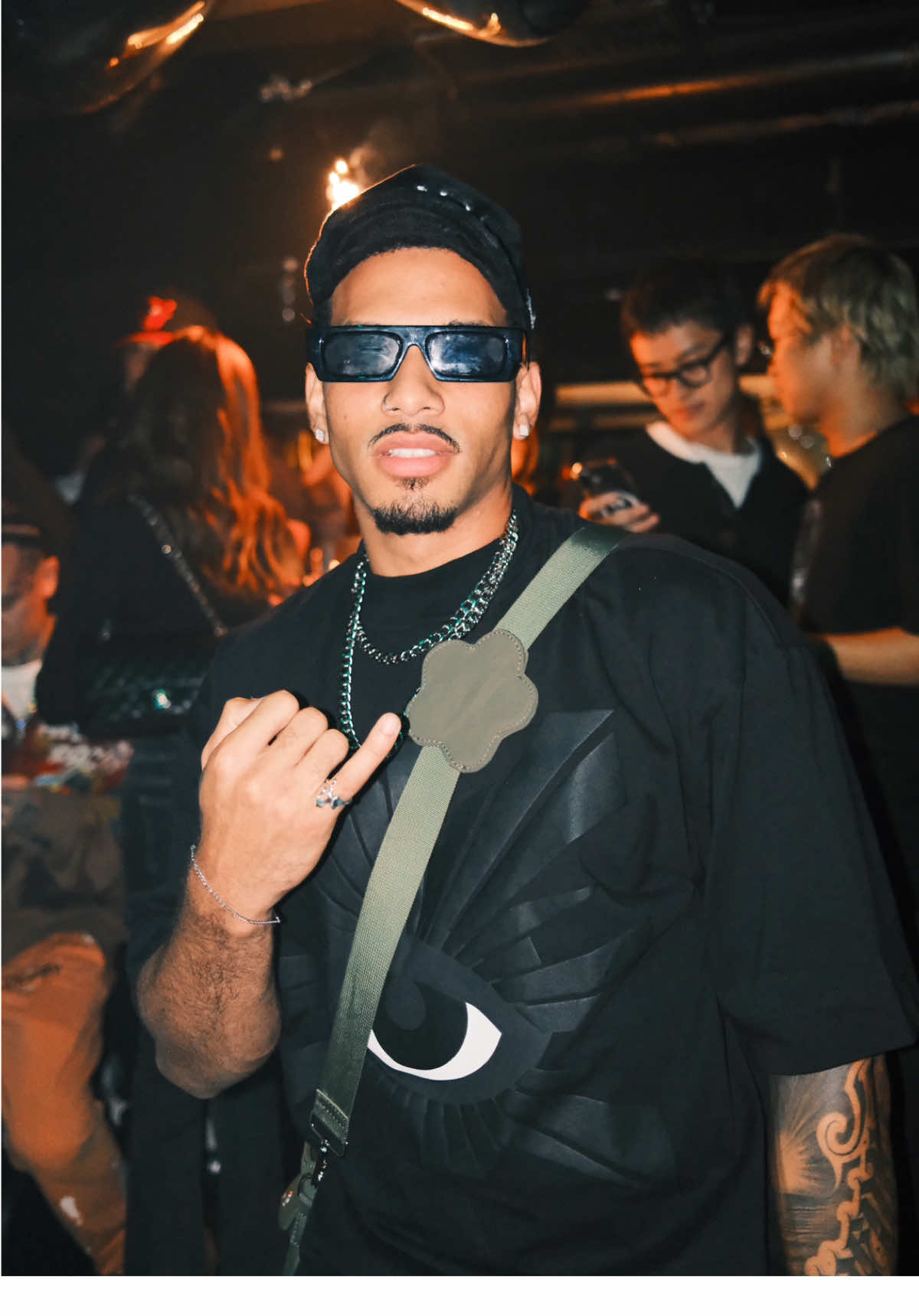 One for the books. Menaces only 😈 #rulebreakers #bethemenace  @louisrussell 