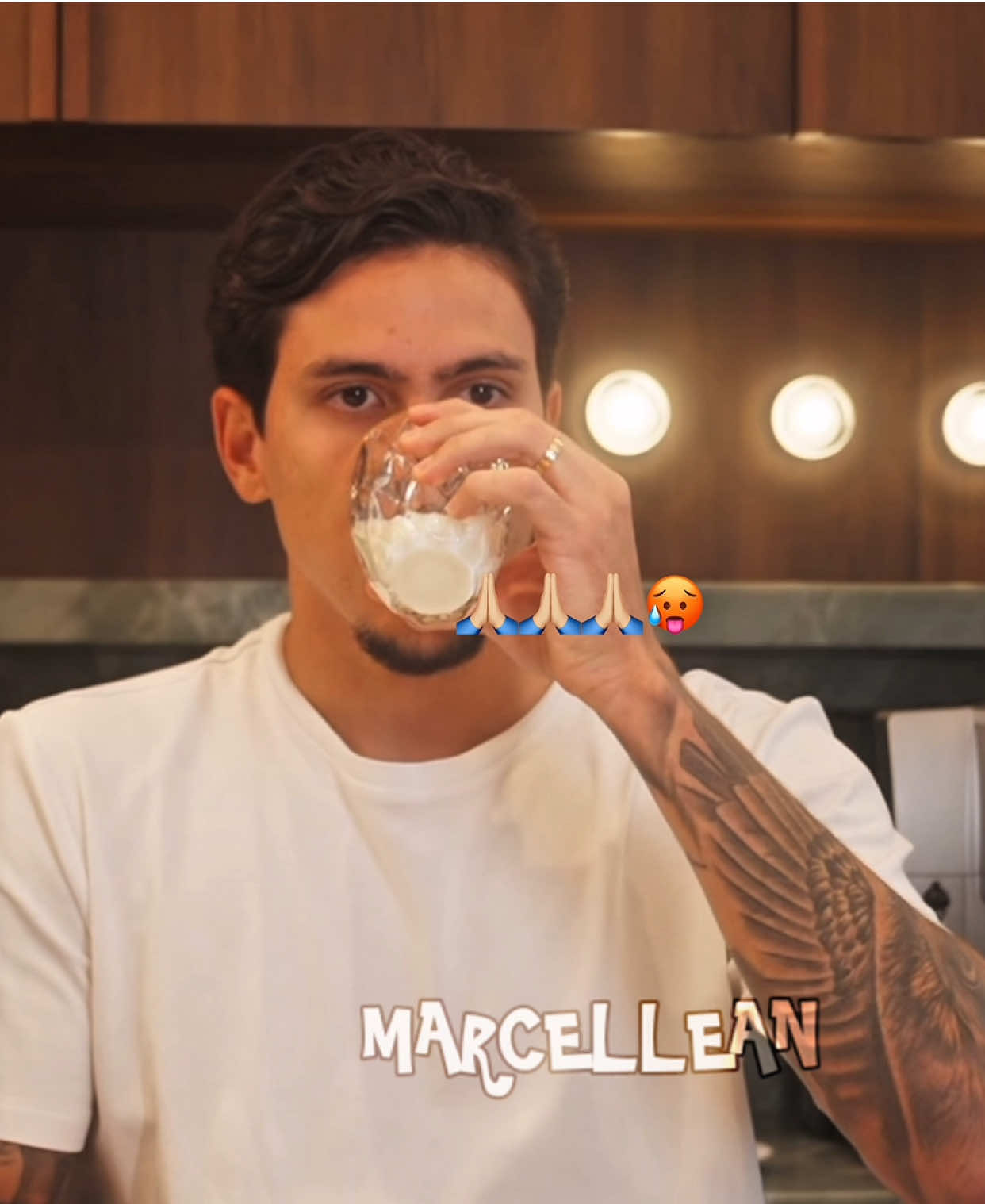 Linguinni rei do vôlei🥵🙏🏼 #narraçãoengraçada #futebolbrasileiro🇧🇷 #volei #pedro #futebolnotiktok 