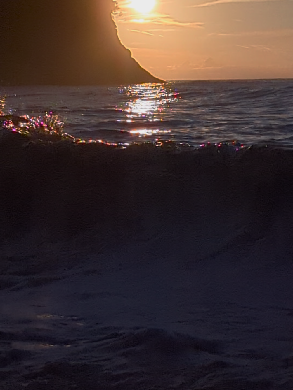 Sunset.. #sunsetvibes #atardecer #sunsetlover #prayerinc #beachvibes 