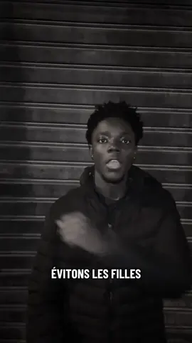 Manifestation contre les filles claires @𒆜Ｎǻτ𝐡ǻᥒ𒆜 🥷🏽🇯🇵 @𝐆𝐞𝐨𝐟𝐟𝐫𝐚𝐲_𝐬𝐭𝐚𝐲⚜️ @➁➅ @Vinci Matingou @Dyl@nn_scotty☮️💟 