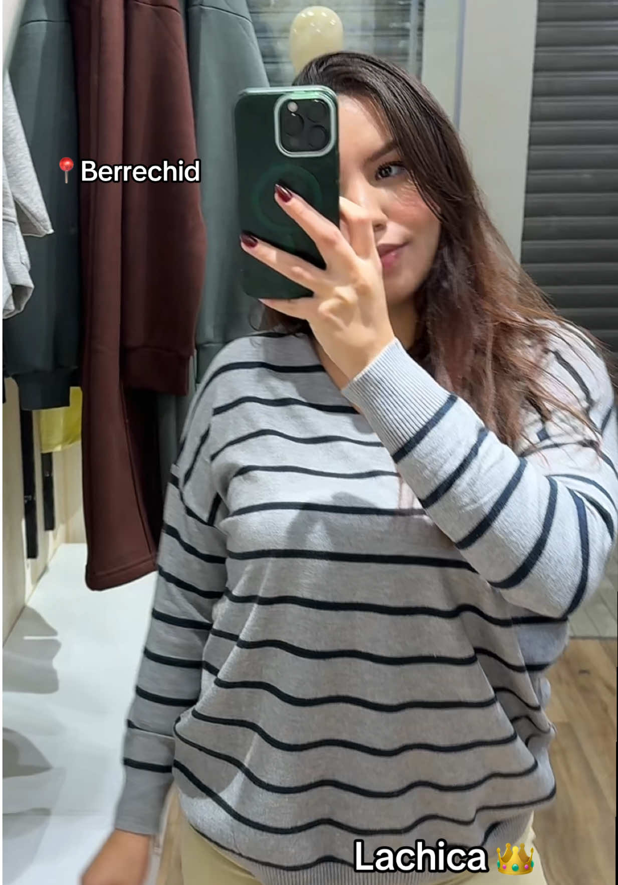 Livraison partout au Maroc 🇲🇦 paiement à la livraison  Whatsapp : 0660274344 Pull en maille 😍 Taille : Standard  #lachicastella #fyppppppppppppppppppppppp #الشعب_الصيني_ماله_حل😂😂 #fypシ #fyp 