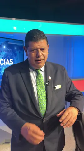 #AbriendoBrecha Héctor Ordóñez nos comenta sobre el “antejuicio” que busca el oficialismo en contra de los magistrados Mario Flores y Miriam Barahona por haber aprobado la inscripción de Jorge Cálix, destacando la preocupación de que no se siga el proceso adecuado y legal.