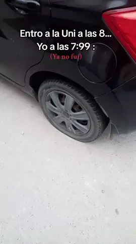 Cosas que pasan 🤷🏽‍♀️#imjustagirl #carros #cambiandolallanta #llantas 