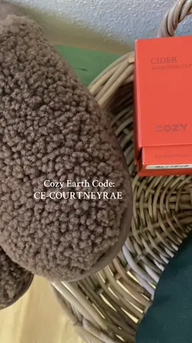 Cozy Earth has a gift for everyone on your list. So many great gifts @Cozy Earth  . #cozyearth #cepartners #fup #giftideasforher #holidayshopping 