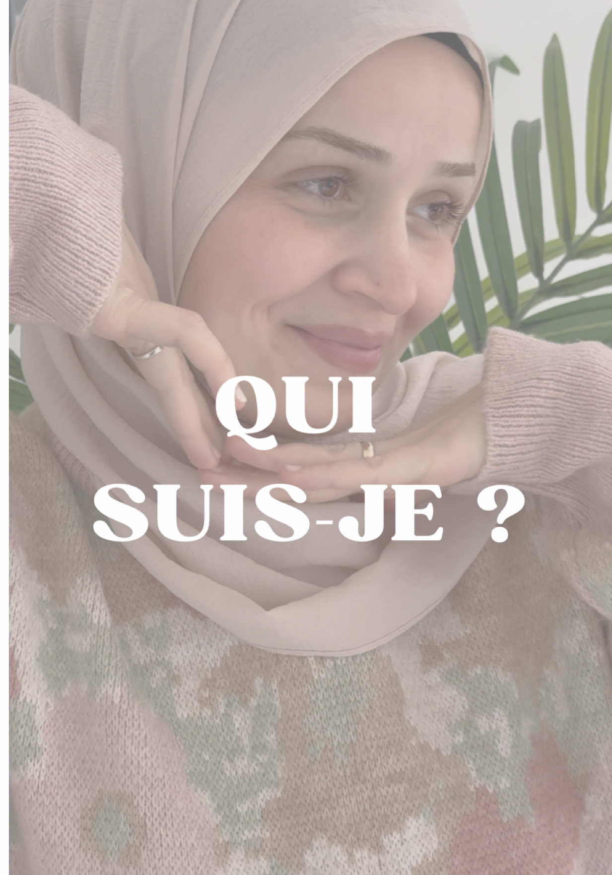 Un petit bout de moi, tout simplement🌸 Ravie de me présenter à vous et de partager mon univers UGC 🤍 • •  #presentation#ugccreator#authenticité#ugcfrance#ugccreatorfrance 