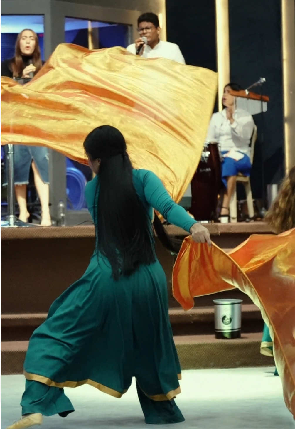 Es una orden, no pararrrr❤️‍🔥  #danzarina #danzorascristianas #danzacristiana #christiangirl #danzarinasdecristo #palabraprofetica #palabradedios 