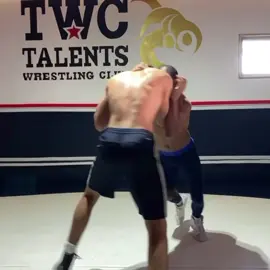 Tiger style 🐅👌🏻🐅 #stylesnap #gym #work #at 