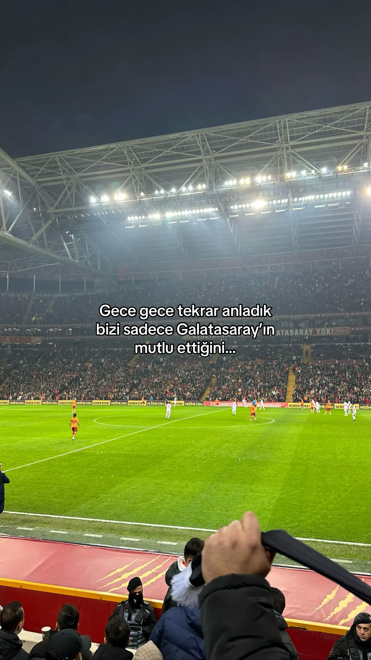 #videoviral #galatasaray #osimhen 