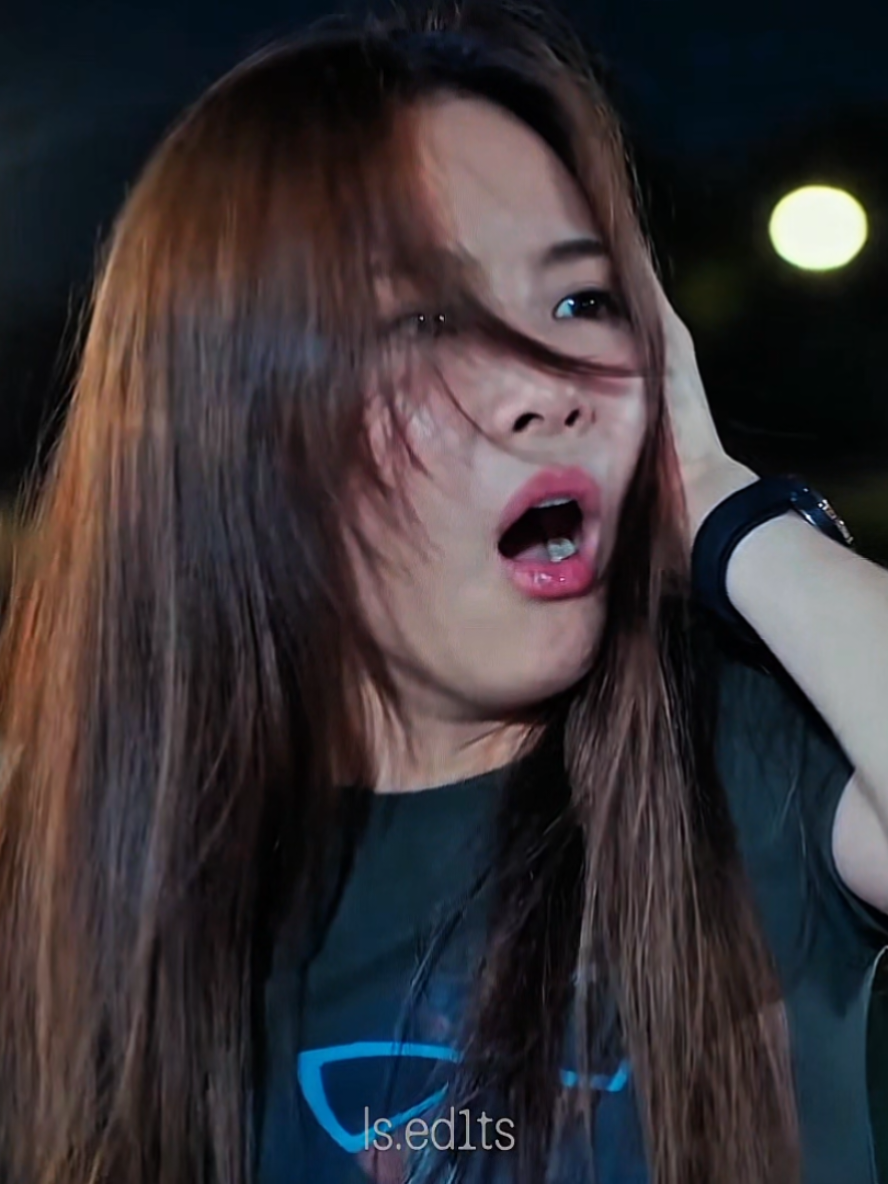 The beautiful woman Emi Thasorn is finally back.🤤 #friendshitforever #Ustheseries #emithasorn  #thaidrama #thai 