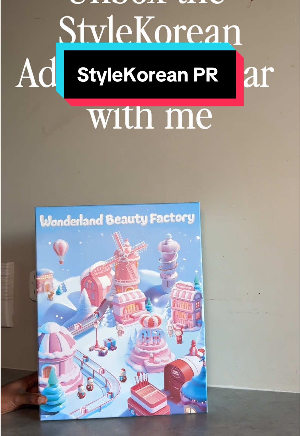 Super excited to unbox the @STYLEKOREAN 2025 Advent Calendar.  The box contains 24 products from 24 different companies up to $700 USD Available for $169 USD on StyleKorean.com by November 7th Stay tuned for a reaction video🙈 @stylekorean_mena @MOIDA.official  #stylekoreanamb_novemberbox #kbeauty #adventcalendarbox #stylekoreanbox #koreanskincare 