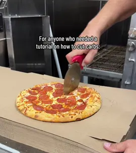 For anyone who needed a tutorial on how to cut carbs 😉 #creatorsearchinsights #littlecaesars #pizzatok #foodhumor #cutthecarbs 