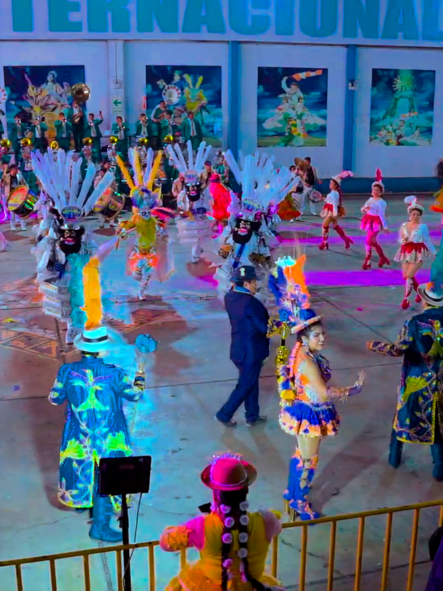 👉SEÑORIAL SAN PEDRO DE ICHU📷GRAN CONCURSO DE TRAJES DE LUCES Y DANZAS ALTIPLANICAS📷 📷en Homenaje al 357 aniversario de la fundación de la ciudad de Puno