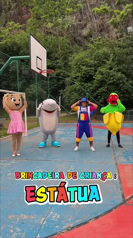 Parou! Quem se mexer… perde! 😆 A brincadeira de estátua começou por aqui! 💙✨ #turmadotralalerooficial #infantil #kids #desenhoanimado #teatro 
