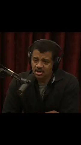 Ever felt frozen in your sleep? Sleep paralysis is more common than you think! 😱 Dive into the mysteries of this eerie phenomenon with our new documentary. What happens when your mind wakes up but your body doesn't? Discover the science behind the spine-chilling experience and how it connects us to the universe. Are you brave enough to explore? #documentary #Science #sleep #universe #spookysleep