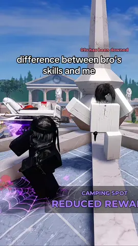 the skill gap is wild 😅 #evade #roblox #bro #troll #fyp 