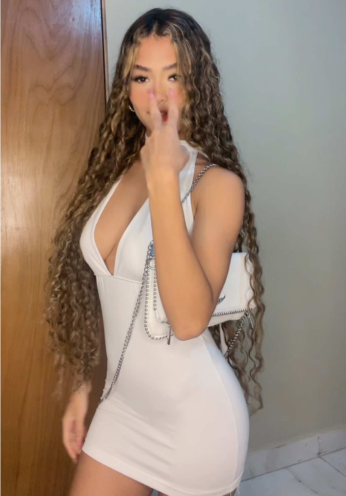 DANIELA15%🏷️ @bitizstore 