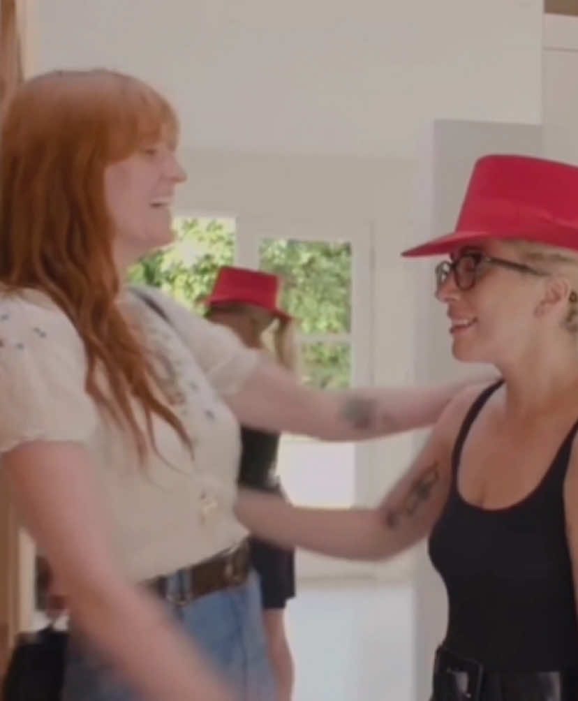 𝄞: Hey Girl - Lady Gaga & Florence Welch ⋮✦ amo essas girls #ladygaga #joanne #tradução #fyp #mayhemball