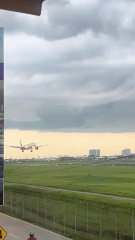 Airbus 330 Garuda Indonesia landing under very heavy cloud and almost strom. #garudaindonesia #heavyclouds #airbus #airbus330 #strom 