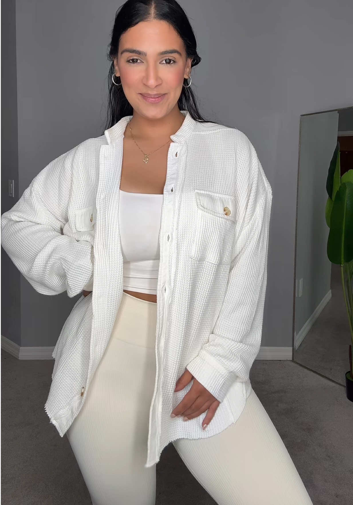 #loosefit #batwingsleeve #oversizedshirt 