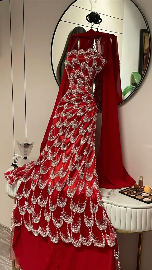 #فساتين_كلاود #فساتين_سهرة #فساتين_شتويه 