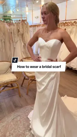 Bridal scarfs are so IN right now! We had to show you some ideas :) 