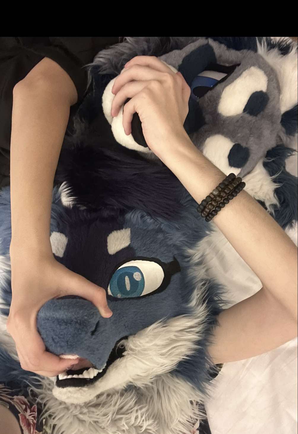 When u close to me 🩵✨ @Cross  #furry #fursuiter #fursuit #furcon #furryfandom 