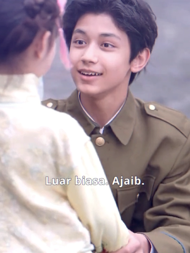 tatapanmu itu loh😆🤏🏼#putrihokisangjendral #yayaerik #erik #melolo #fypppppppppppppp 