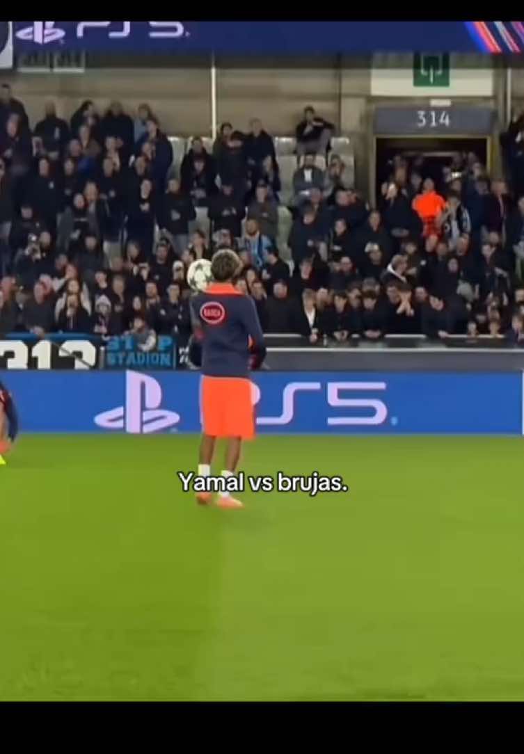 Yamal vs brujas 🔥💀 #lamineyamal #viscabarca #fcbarcelona #brujas #championsleague 