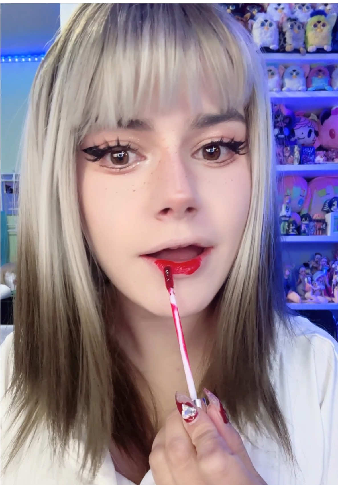 ✨ Konichiwa perras~ ✨ Hoy les traigo EL antes y después más satisfying de este labial indeleble despegable 👄🔥 #2CHILLintooyouseries #2CHILL #2chillbeauty 