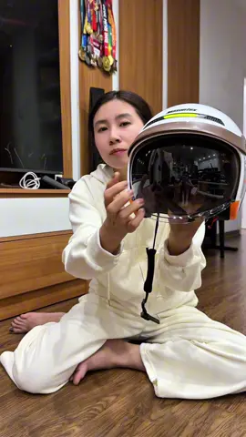 Mũ bảo hiểm cao cấp #hoaisansale #mubaohiem #mubaohiemchinhhang 