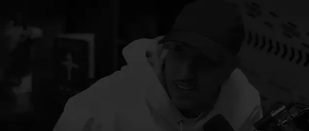 Diz que sou o que você procurava... #delacruz #fy #foryoupage #fyp #lyrics 