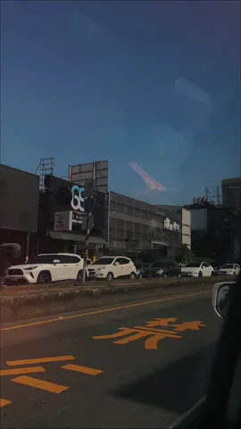 Aku tumbuh dengan sabarmu…#sadvibes #lyrics #fyp 