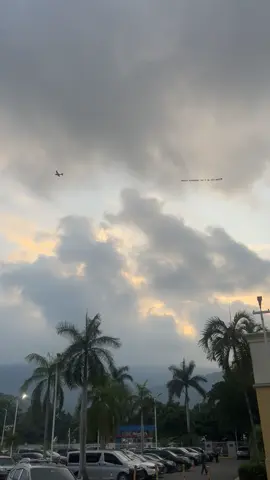 Una tarde cualquiera en San Pedro Sula, perdónalo Andrea. Ey etiqueten a #andrea 🫣