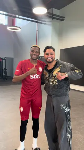 #osimhen #galatasaray #lvbelc5 #tak #taktaktak 