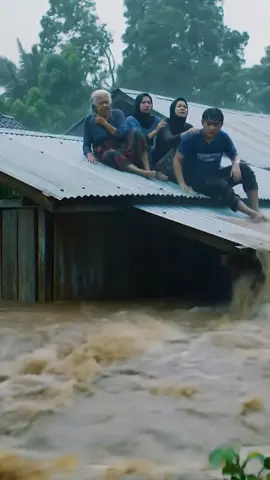 Arus Deras Datang Tiba-tiba #waspadabencana #banjir #fyp 