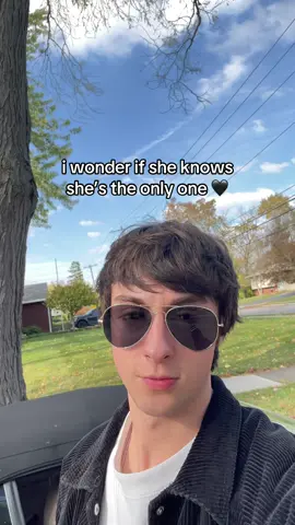 should i tell her ? #undergroundrapper #darktrap #bevixplanett #Love #alternativerap 