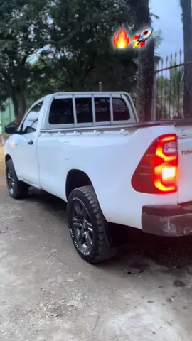 El blanquito 😍#hilux #tiktokviral #paratiiiiiiiiiiiiiiiiiiiiiiiiiiiiiii #fyp #fyppppppppppppppppppppppp 