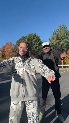 Pops said if y’all aren’t smiling like @2xRakai when doing this, y’all aren’t doing it right 😂 // #fyp #viral #vibinwpops #dadsoftiktok 